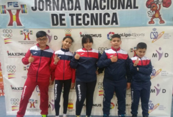 Componentes de la expedición melillense que se desplazó hasta Madrid.