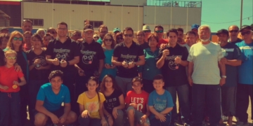 Foto de familia de los participantes en el torneo.