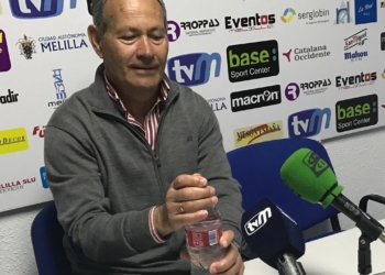 Juan Moya se lamentó de la falta de acierto a la hora del gol, pero se mostró muy satisfecho con el trabajo de sus jugadores.