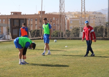 El primer entrenador unioonista, en una de las sesiones de entrenamiento.