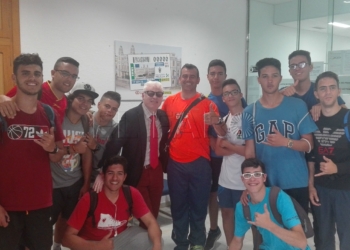 Alumnos del IES Enrique Nieto visitan  las instalaciones de la ONCE en Melilla