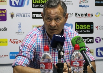El primer entrenador de la UD Melilla, en la rueda de prensa oficial, tras el partido ante los jienenses.