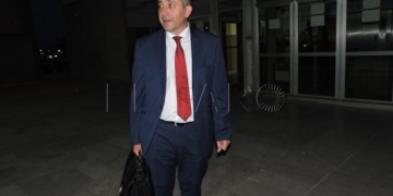 El abogado José Luis Alabarce, quien ejerce la defensa de Tufik M., el acusado del crimen del pub Angelo.