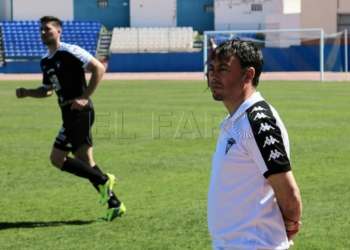 Técnico y jugador del Villanovense