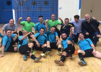 Jugadores de la escuadra melillense disfrutando del campeonato logrado en nuestra ciudad.