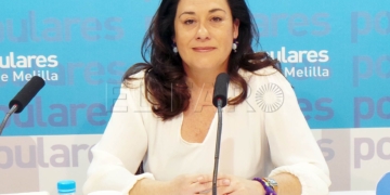 Cristina Rivas, secretaria de Comunicación del PP local, arremete contra las críticas de C’s por el número de parados.