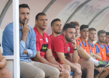 Manolo Herrero, técnico del conjunto azulino, durante el encuentro disputado en la noche del jueves.
