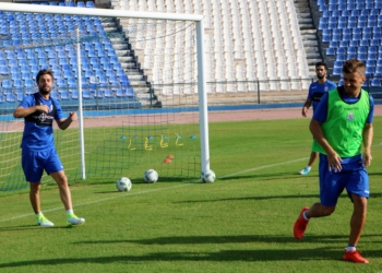 Imagen de una de las sesiones de entrenamientos de la UD Melilla de ayer.
