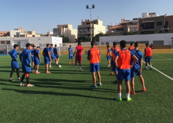 Un momento de los entrenamientos de pretemporada que desarrollaron los componentes de la primera plantilla de la UD Melilla.