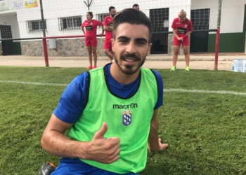 El futbolista jerezano Zelu ya trabaja con el resto de la plantilla en el stage de pretemporada de Benalup