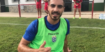 El futbolista jerezano Zelu ya trabaja con el resto de la plantilla en el stage de pretemporada de Benalup
