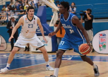 Para Massine Fall era prioritario poder continuar en las filas de la escuadra del Melilla Baloncesto.