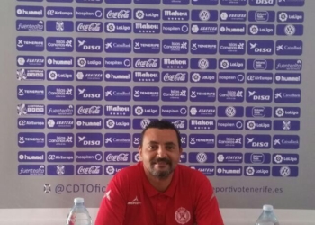 El técnico melillense, en su periplo por tierras de Tenerife