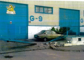 El impacto provocó numerosos destrozos en la nave