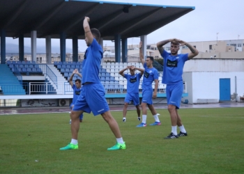 Los jugadores azulinos se ejercitaron en el estadio municipal Álvarez Claro.