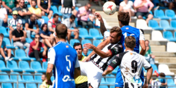 El conjunto azulino volvió a mostrarse como un equipo muy sólido en el aspecto defensivo, no dando apenas oportunidades al conjunto rival de poder marcar algún gol