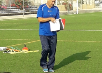 Felipe Sánchez, entrenador de la escuadra de nuestra ciudad en la Tercera División.