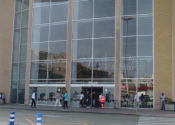 Lo cazan embarcando con 22 paquetes de droga valorados en 22.300 euros