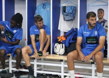 Jugadores de la plantilla unionista, preparándose para el entrenamiento.