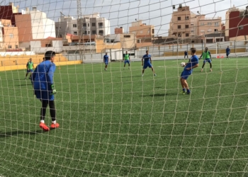 El trabajo físico de todos los jugadores azulinos fue muy intenso durante todo el entrenamiento de la mañana de ayer.