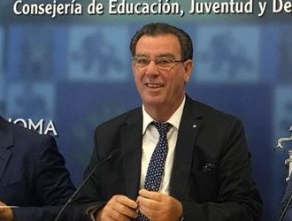 Antonio Miranda tuvo una intensa mañana de trabajo.