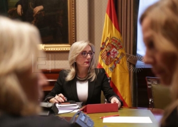 Dueñas dice que si sigue el desafío en Cataluña, el único camino es la justicia