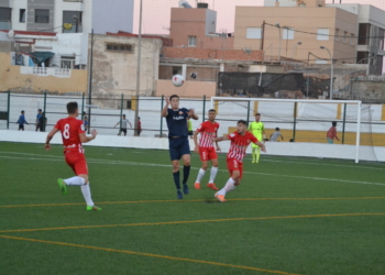 Los melillenses no bajan los brazos en la Tercera División