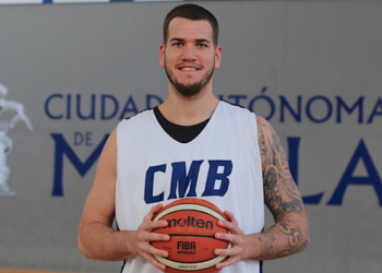La escuadra de Alejandro Alcoba está entrenando esta semana en el pabellón Guillermo García Pezzi.