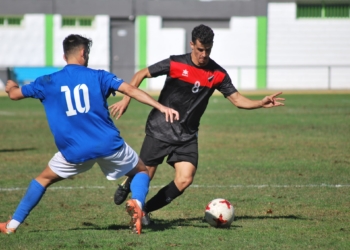 El conjunto de la Costa del Sol perdió en la última jornada en el terreno de juego de un rival directo, la UD Maracena (3-1) y se mete en complicaciones.