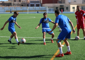 La plantilla unionista, en el entrenamiento en La Espiguera.