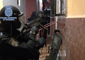 VÍDEO | Así ha sido la detención de un individuo por presunta vinculación con el Daesh