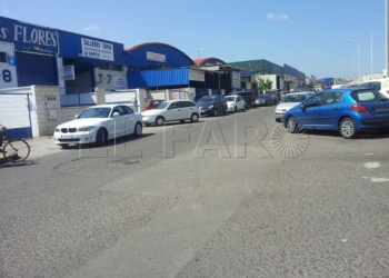 Pega dos puñetazos a otro joven, le quita el móvil y le reclaman 3 años de prisión