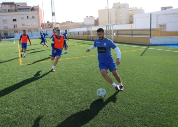 Sufian, en una de sus temporadas con la elástica de la UD Melilla