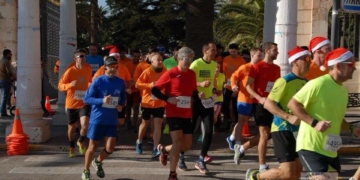 La carrera popular se disputará el sábado a las 12:00 horas, con salida y meta en el incomparable marco del Parque Hernández