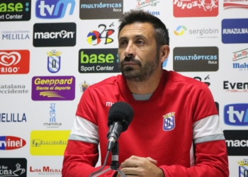 Al técnico del conjunto azulino le gustaría la llegada de un delantero que se adaptara a diferentes posiciones.