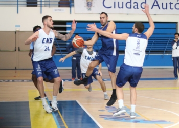 Los jugadores locales se entrenaron en la mañana de ayer.