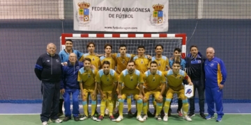 Integrantes de la Selección de Melilla Sub-19, antes del inicio frente a la escuadra de Cantabria