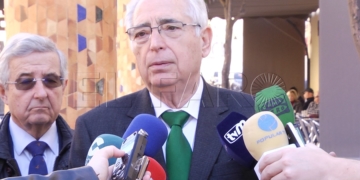 Imbroda tilda de “hipócrita” al PSOE por sus críticas tras la muerte de un porteador