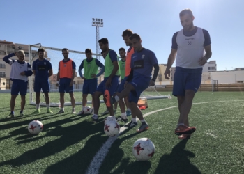 Todos los componentes de la primera plantilla se han conjurado para sumar los tres puntos ante el Cartagena.