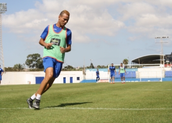 Fatah, en uno de sus entrenamientos con la UD Melilla.