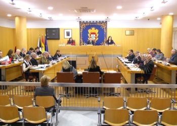 Melilla y Ceuta estudian pedir al Estado su adhesión en la Unión Aduanera