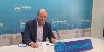 Conesa ve “vergonzoso” que la oposición no haya debatido el Reglamento de la Asamblea