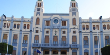 La Ciudad tarda 69 días en contestar a las solicitudes del Defensor del Pueblo