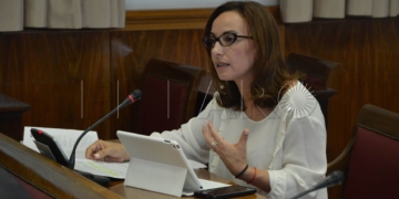 El PSOE lamenta que el PP “vete” la iniciativa para subir al 75% la bonificación al transporte
