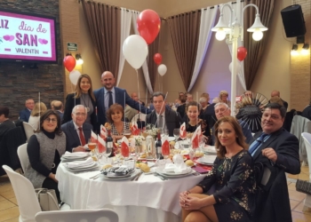 FOTOS | Comida de mayores en el V Pino