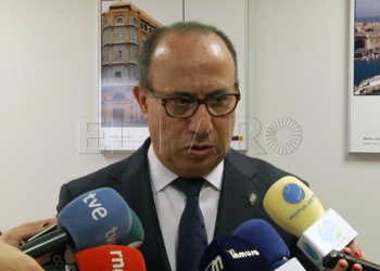 Delegación contabilizará las personas y vehículos que cruzan cada día la frontera