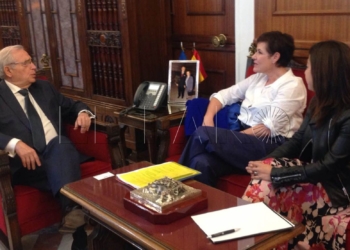 Acnur y la Ciudad elaboran un protocolo para menores solicitantes de asilo que llegan solos
