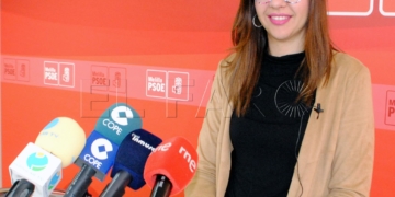 “El PSOE seguirá trabajando hasta que la bonificación de los billetes suba al 75%”
