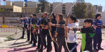 Línea de tirada de los arqueros locales que tomaron parte en la última de las competiciones celebradas.