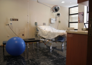 "Los médicos que atendieron a la mujer fallecida cumplen con todos los requisitos legales"